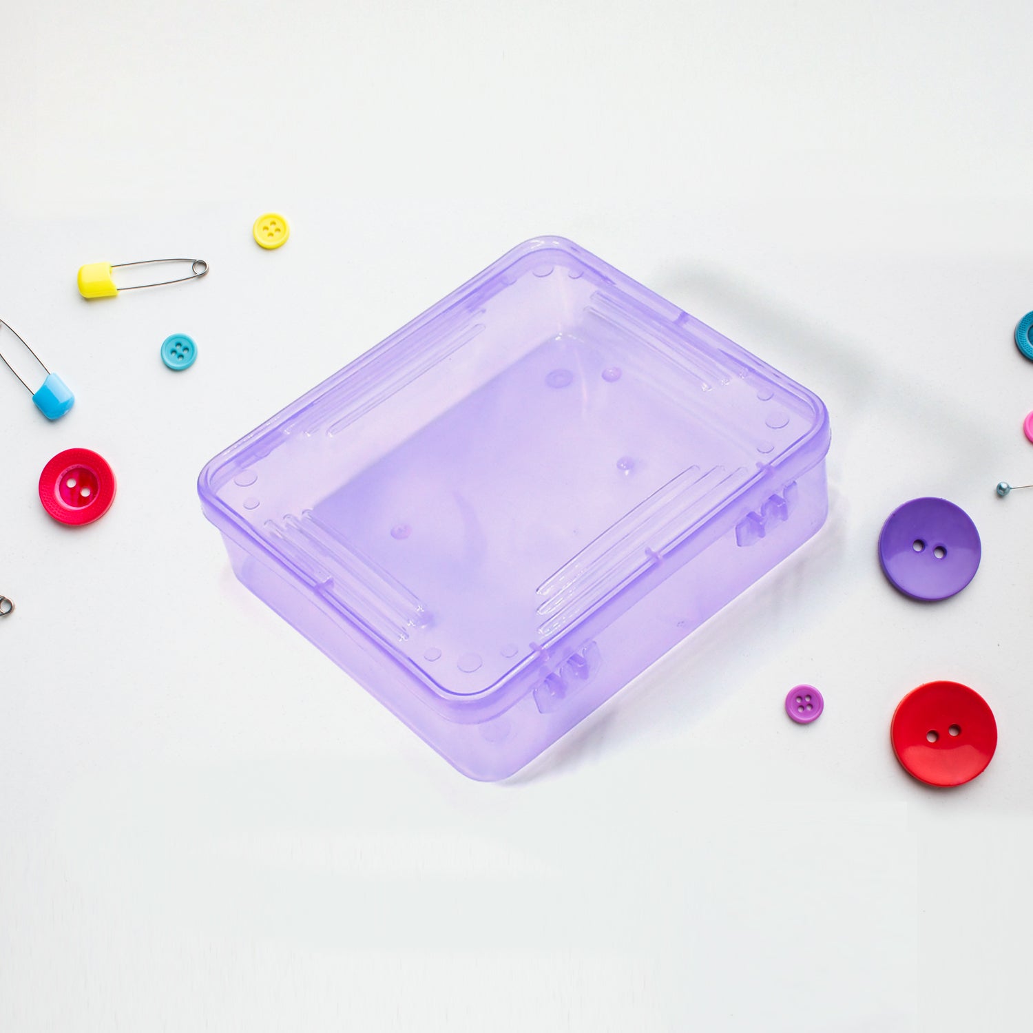 2004 plastic container used for storing things and stuffs and can also be used in any kind of places. DeoDap