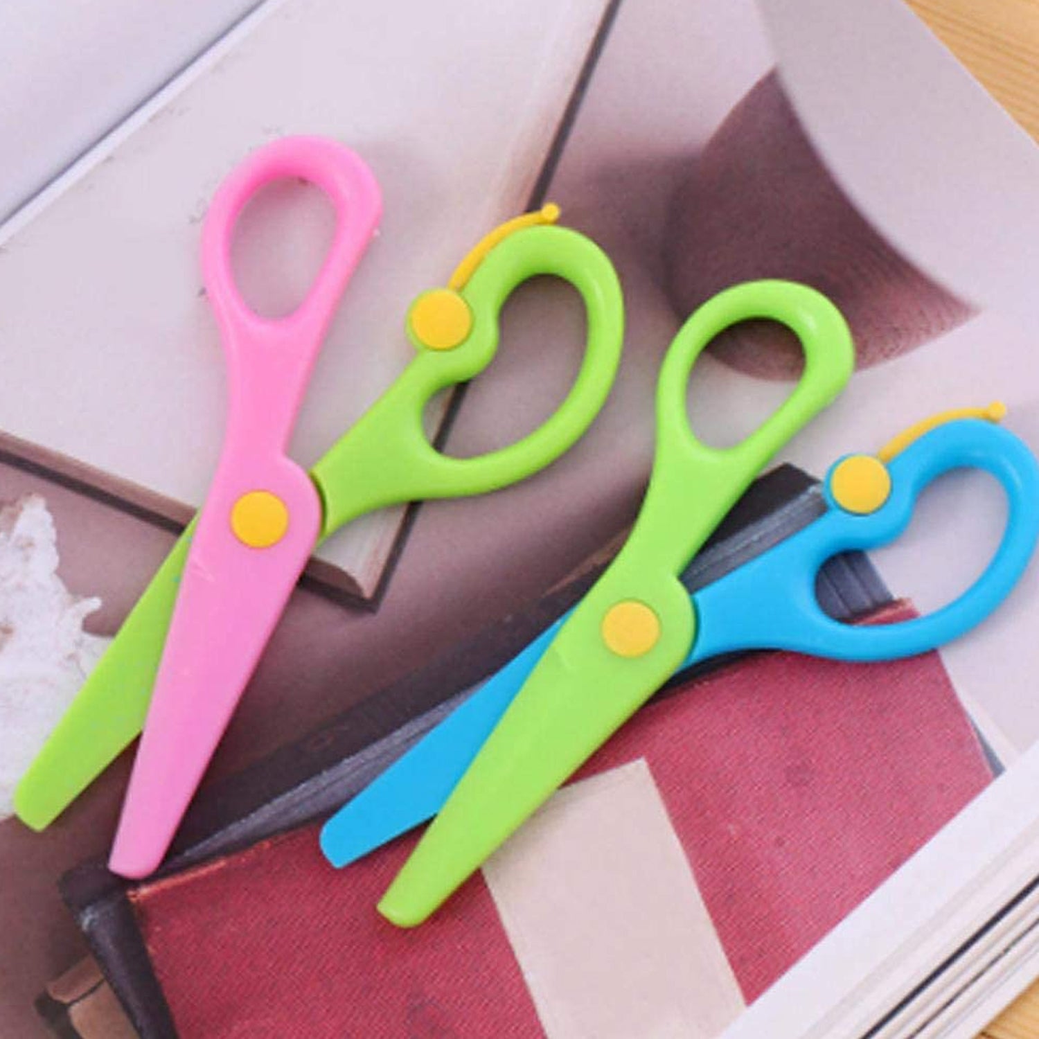 1569A Plastic Safety Scissor, Pre-School Training Scissors. 