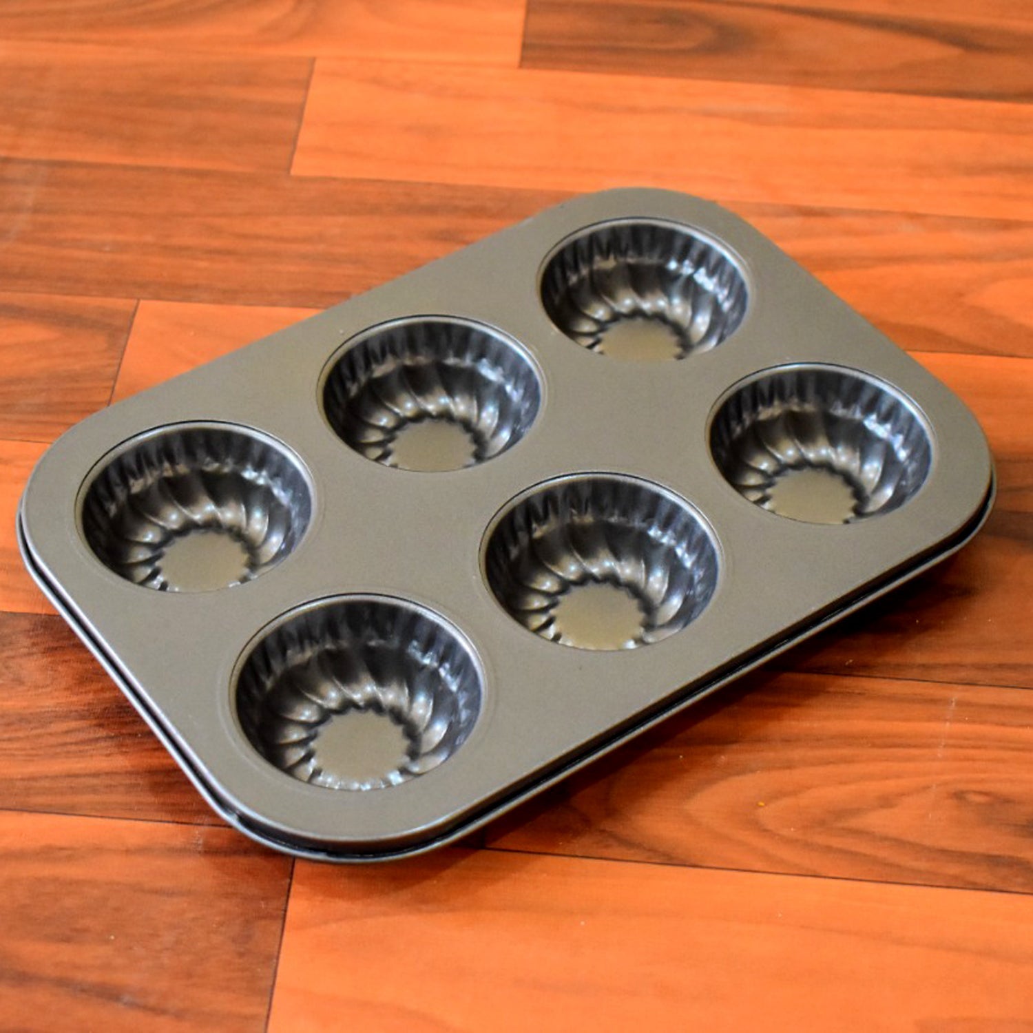 7077 6 slot Non-Stick Muffins Cupcake Pancake Baking Molds 